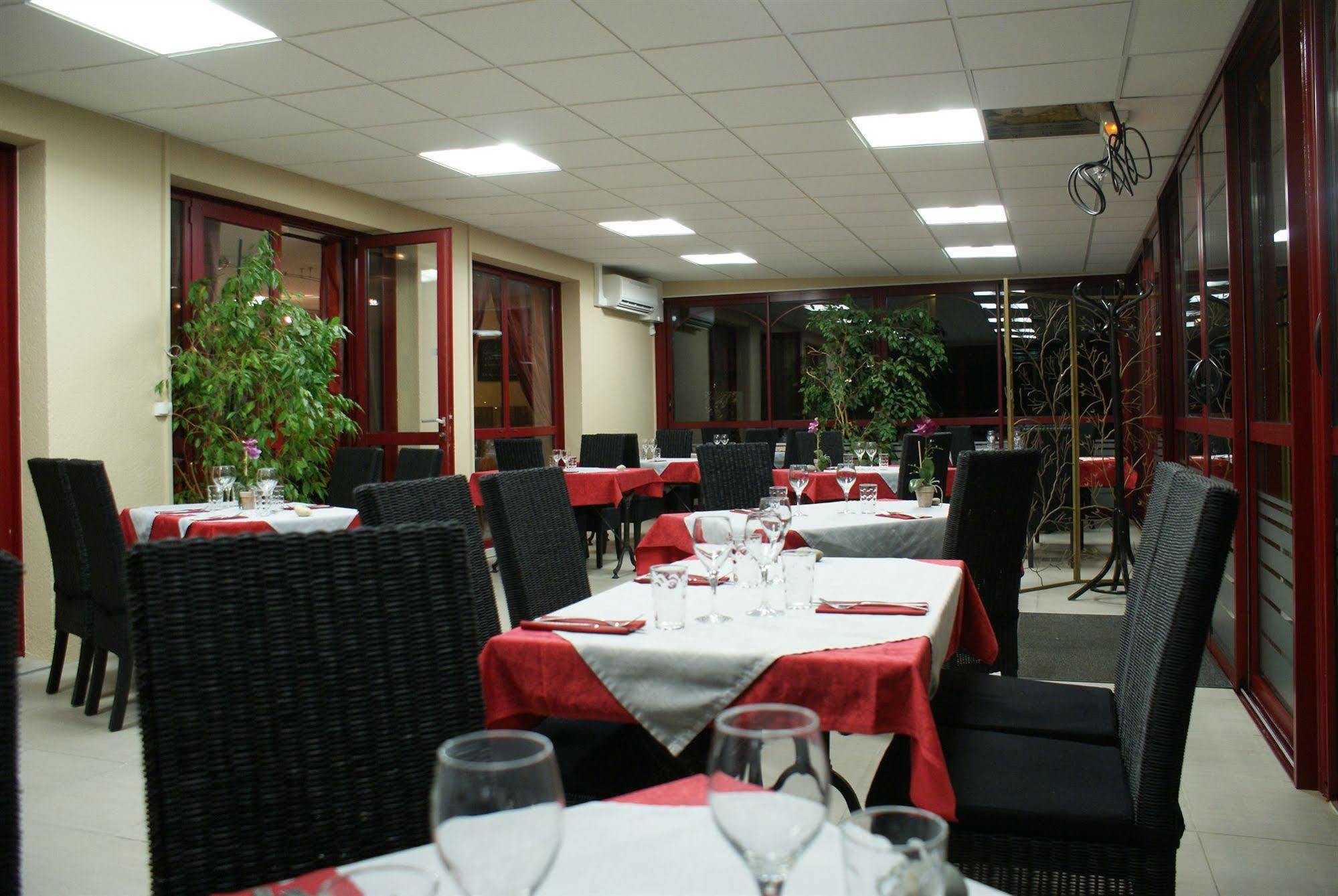Hotel Du Parc Limoges & Restaurant "Le Temps D'Une Pause" Екстер'єр фото